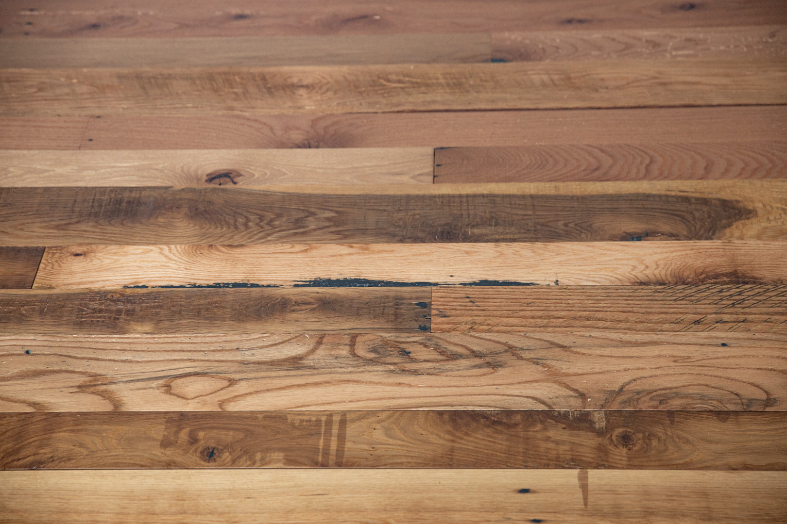 light rustic barnwood planks